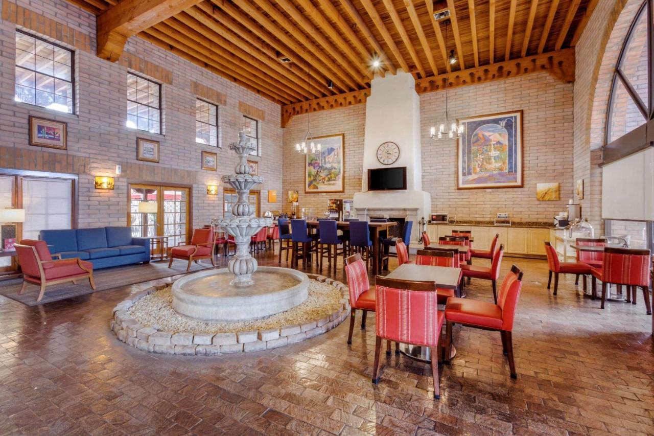 Comfort Suites At Sabino Canyon Tucson Exteriör bild