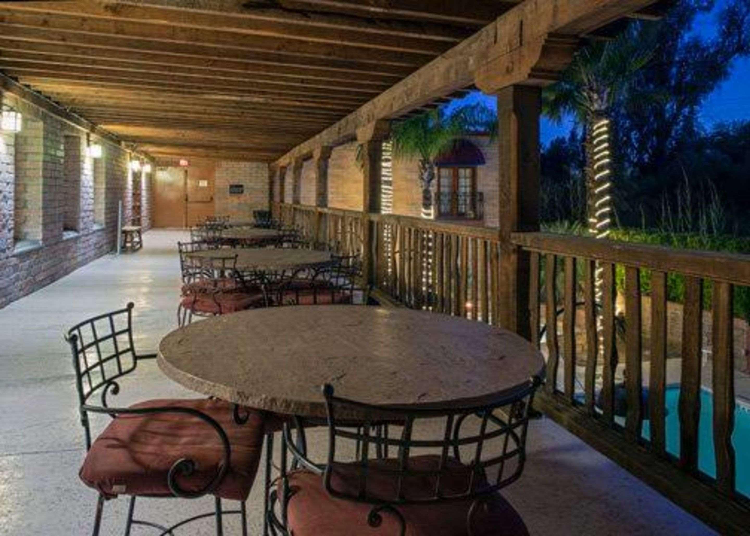 Comfort Suites At Sabino Canyon Tucson Exteriör bild