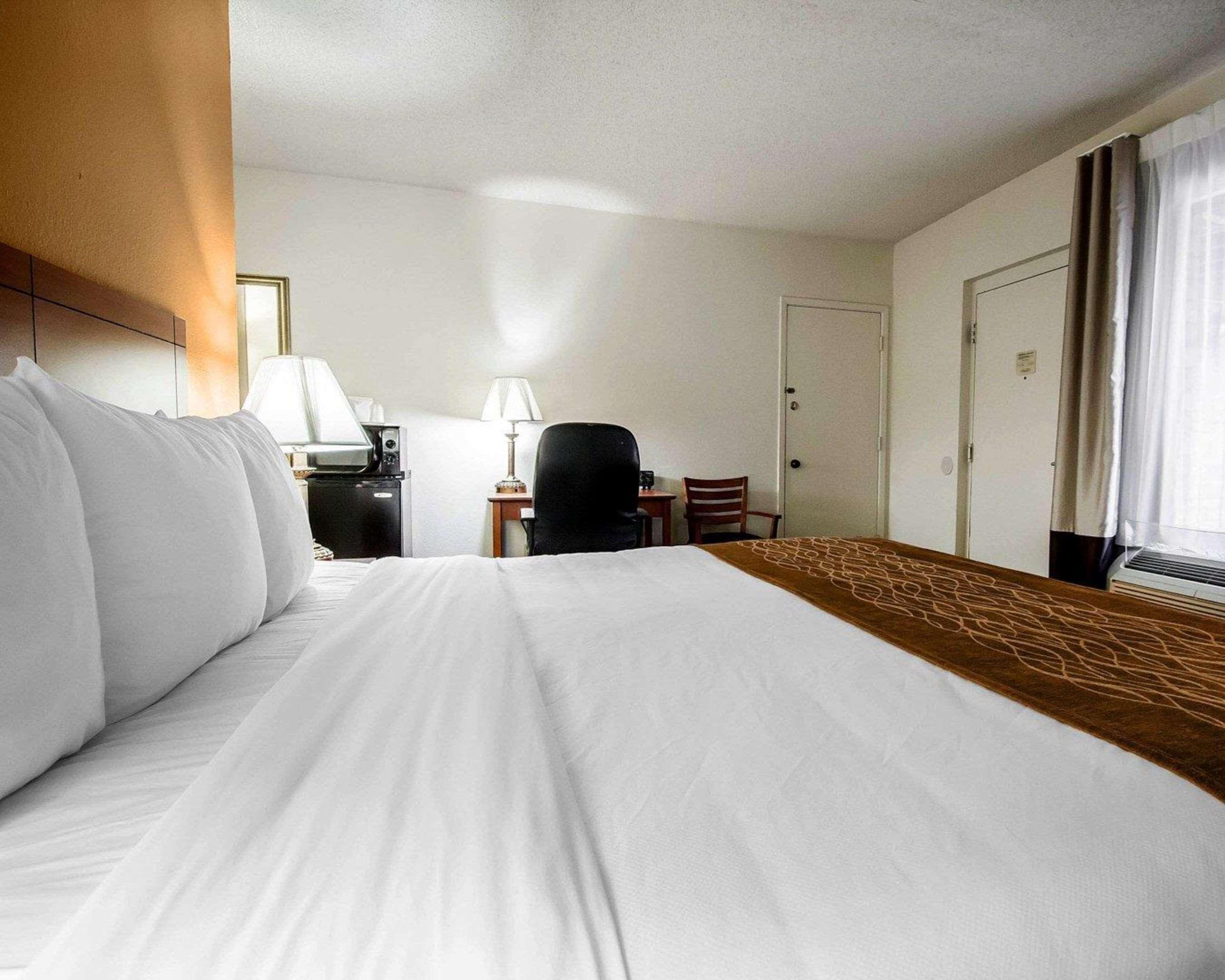 Comfort Suites At Sabino Canyon Tucson Exteriör bild