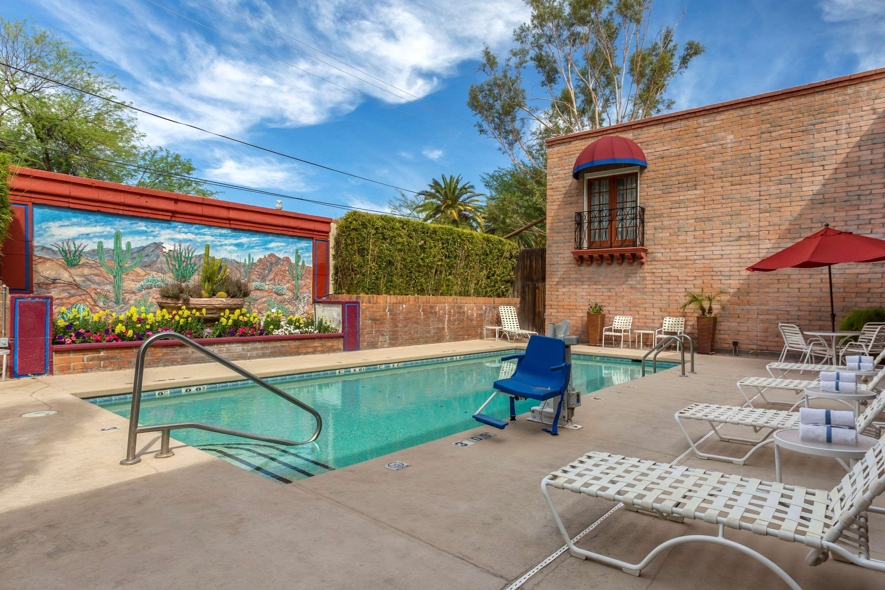 Comfort Suites At Sabino Canyon Tucson Exteriör bild