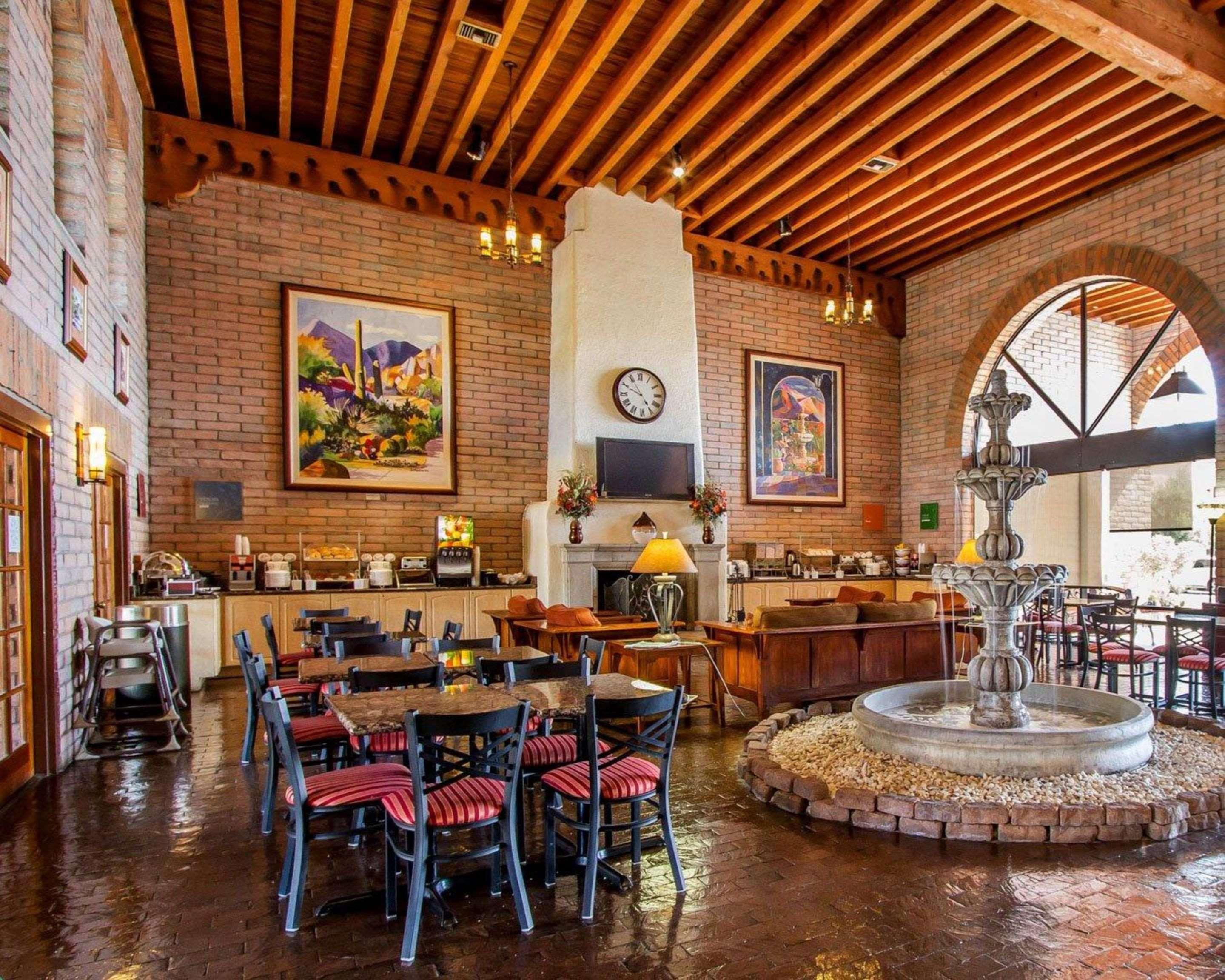 Comfort Suites At Sabino Canyon Tucson Exteriör bild