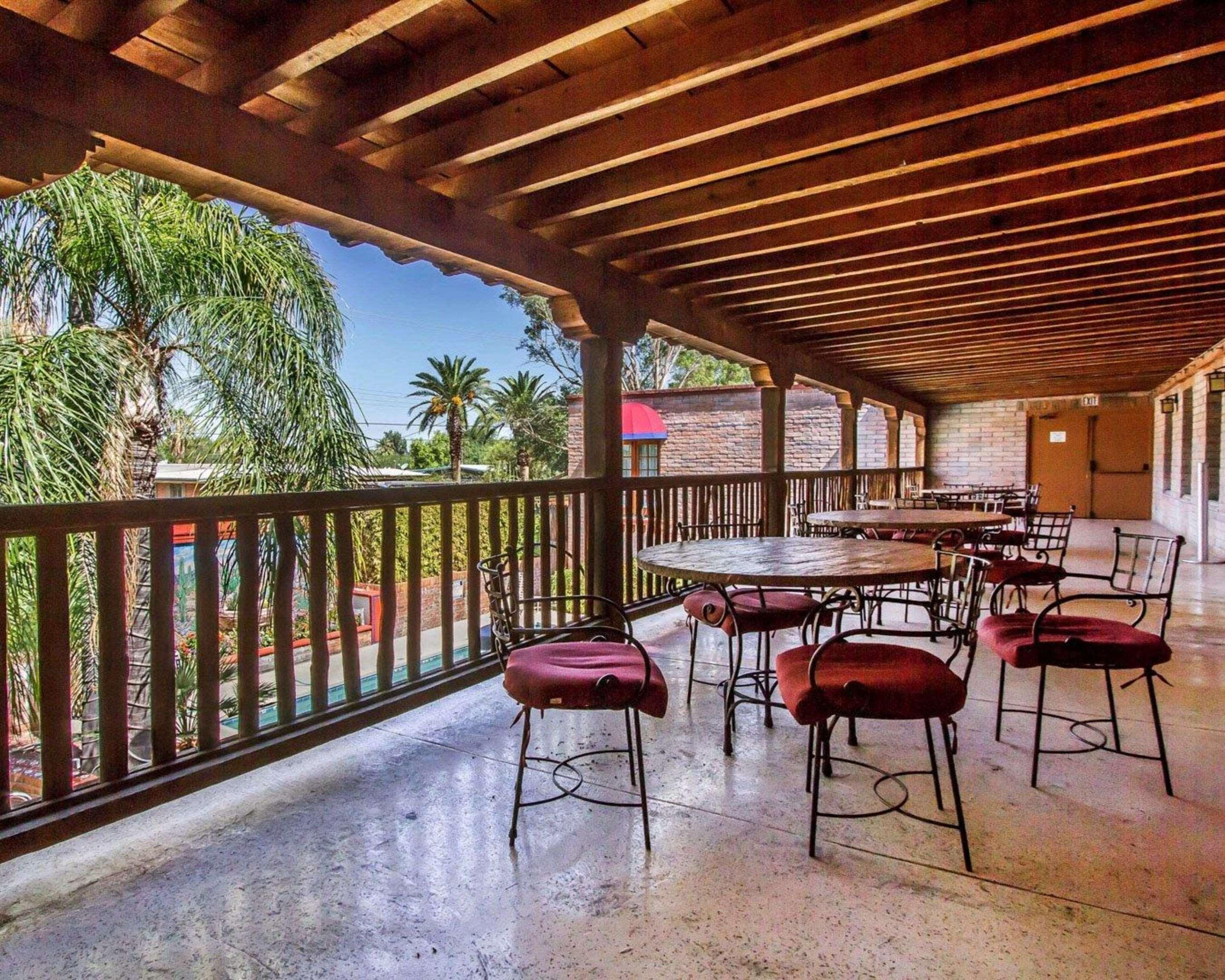 Comfort Suites At Sabino Canyon Tucson Exteriör bild